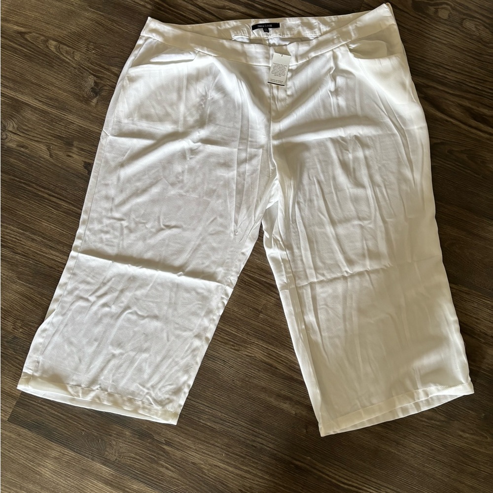 NWT beautiful New Look White Trousers 2X